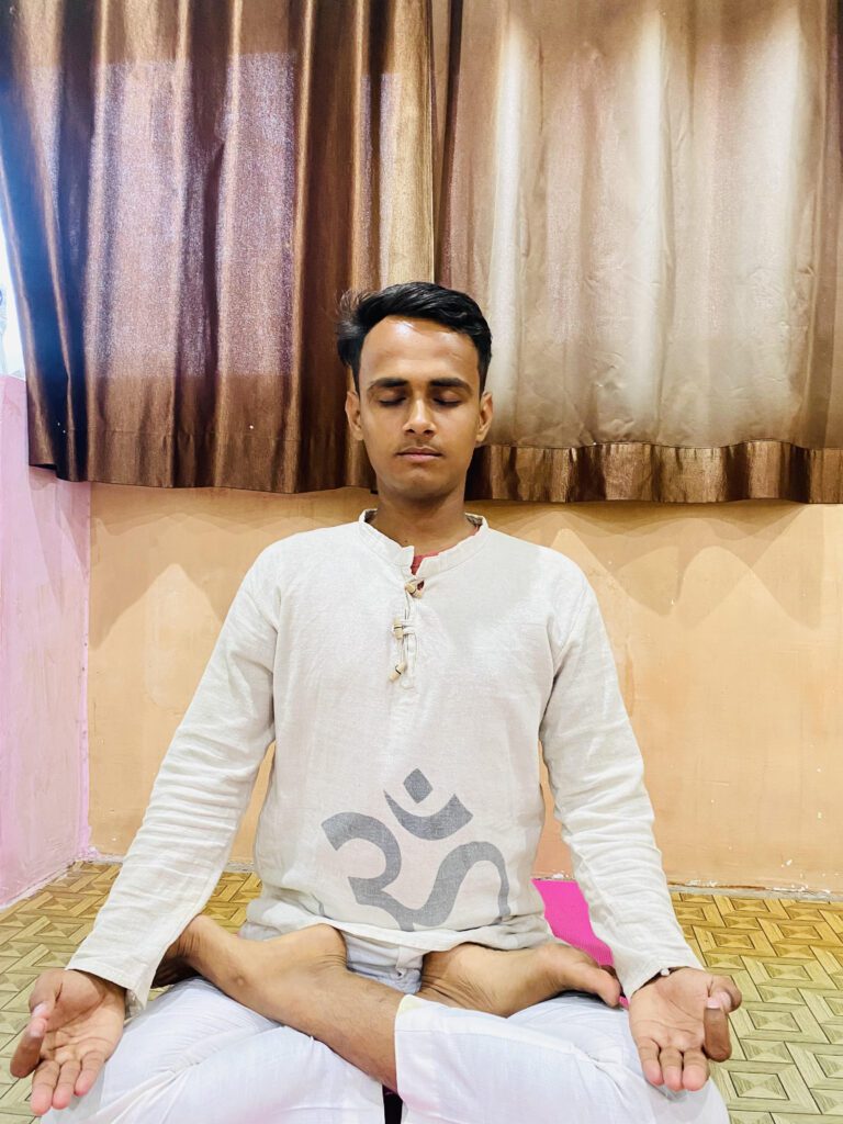 Jagdeep Hatha Yoga Teacher at Art of Yog